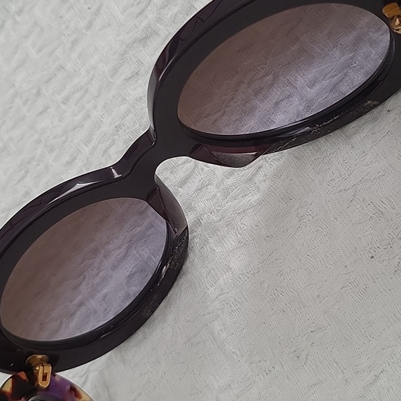 Prada Sunglasses - Picture 2 of 6